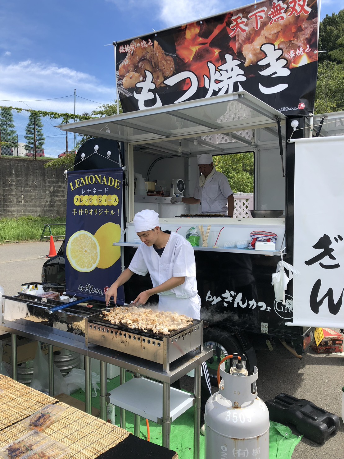 キッチンカー写真 2
